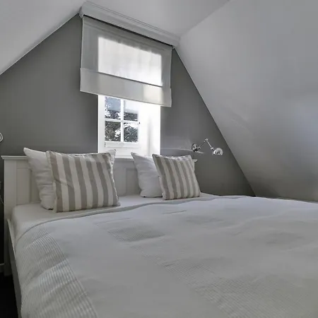 Nelle 1 Stock Apartment Wenningstedt-Braderup Exterior photo
