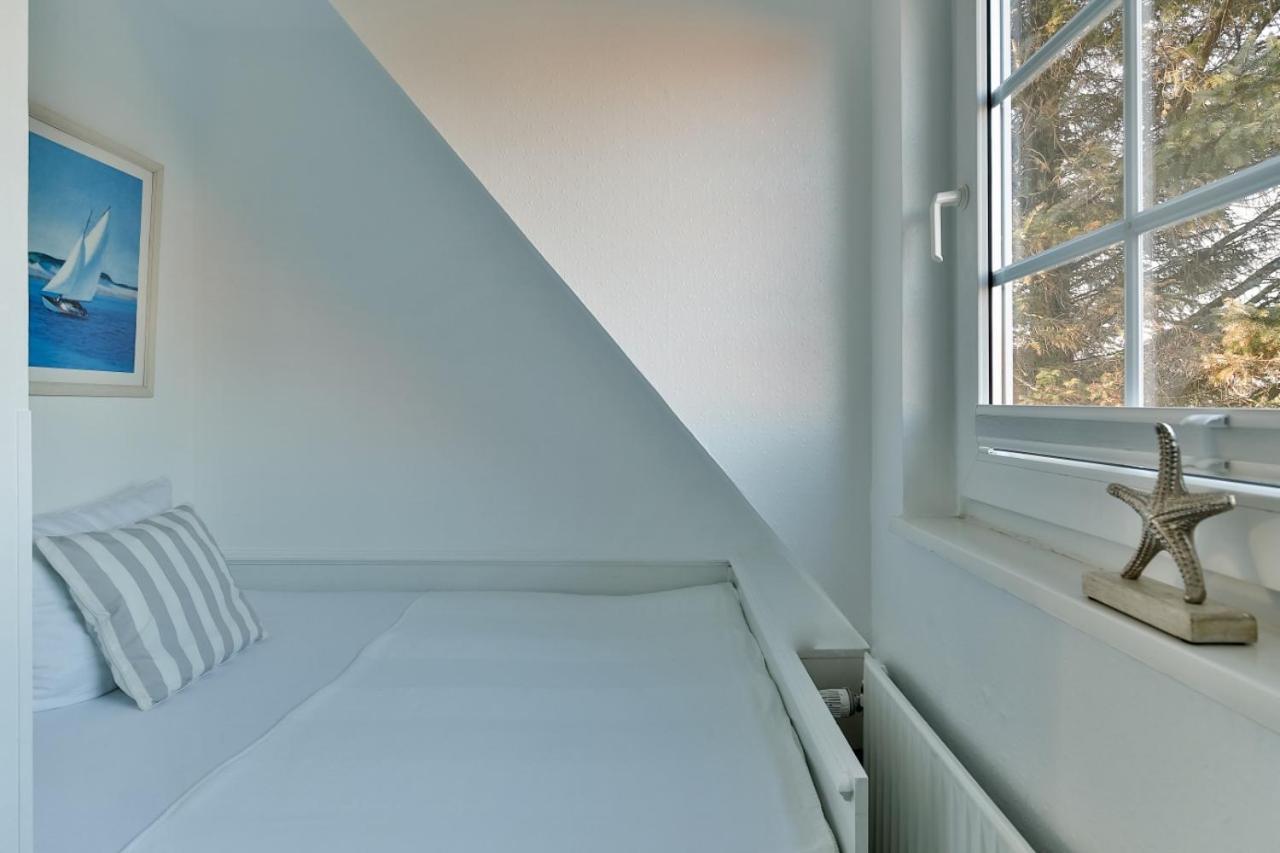 Nelle 1 Stock Apartment *